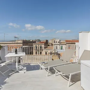  Pensión Ortygia Con Terrazza Sul Mare E Jacuzzi